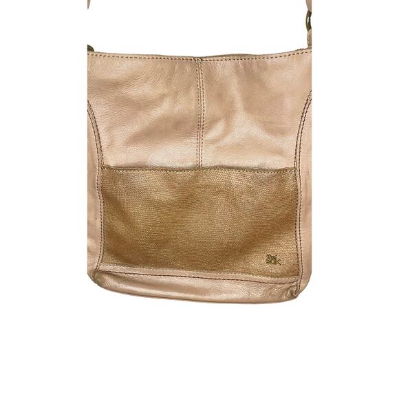 The Sak Iris Leather Crossbody Bag in beige - Picture 7 of 7